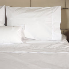 Juego De Sábanas 220 Hilos Algodón Deluxe / Blanco Arlin