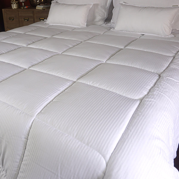 Edredón Duvet 300 Hilos Pima Cotton Premium / Líneas Satinadas Arlin