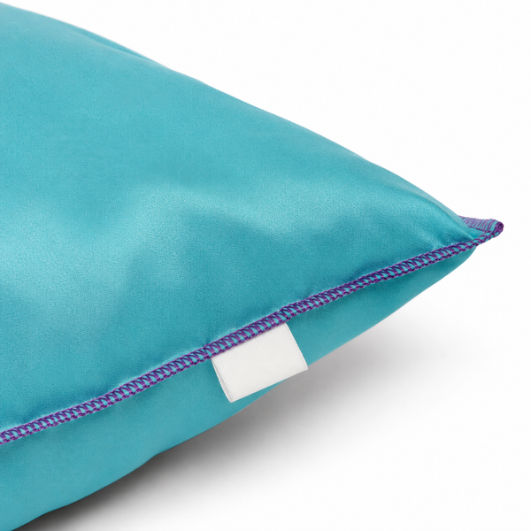 Arlin White Snowflake Pillow 70 x 50 cm