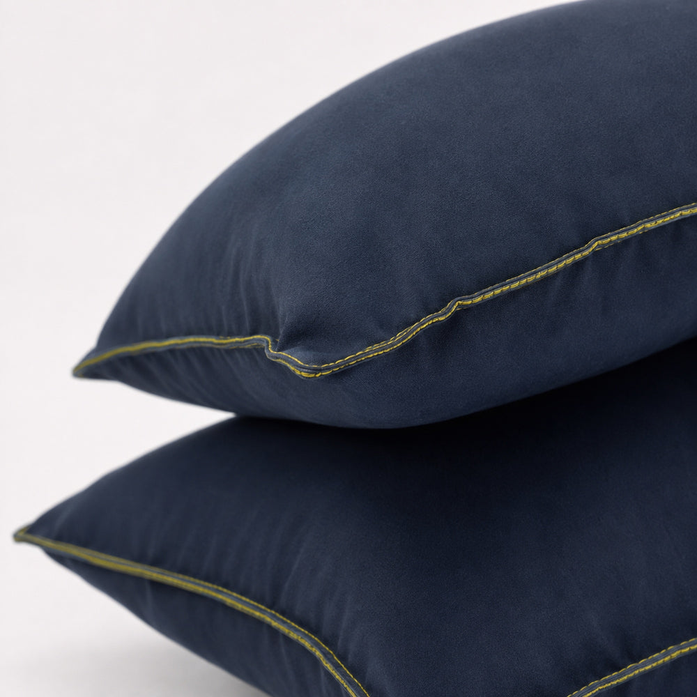 Arlin White Snowflake Pillow 70 x 50 cm