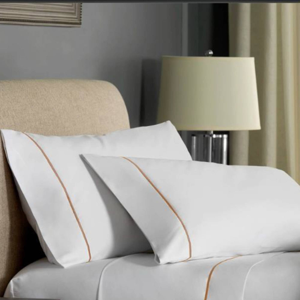 Juego De Sábanas 220 Hilos Algodón Deluxe / Blanco Beige Arlin
